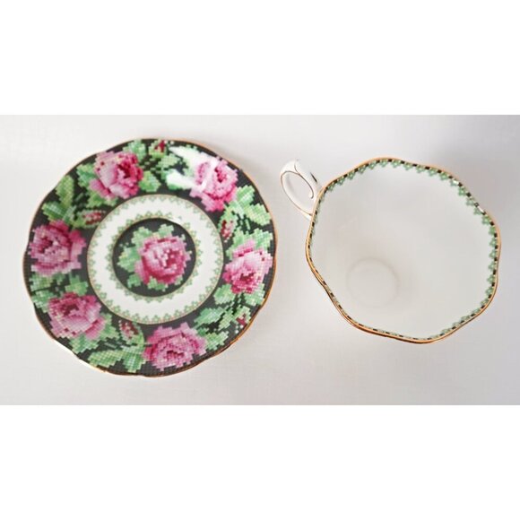 Vintage Royal Albert Tea Cup and Saucer Needle Point Teacup High Tea - Picture 3 of 6